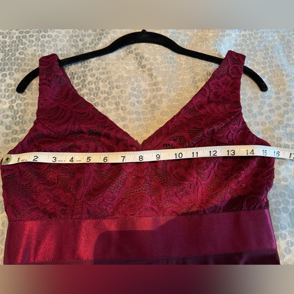 Ever-Pretty V-Neck Irregular Hem Lace A-Line Chiffon Cocktail Dress Mulberry - S - Picture 10 of 13